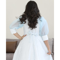 فستان بناتي أبيض دانتيل بفيونكة سماوية ضخمة وأكمام جزار - 1220