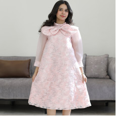 فستان بناتي وردي مخطط لمعة بياقة فيونكة مدمجة وأكمام شفافة - 1222