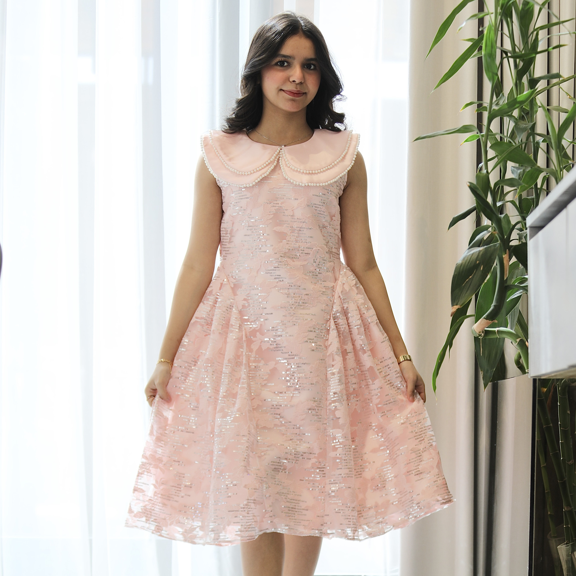 فستان بناتي وردي مخطط لمعة بياقة لولو مزدوجة وتصميم بلا أكمام - 1209