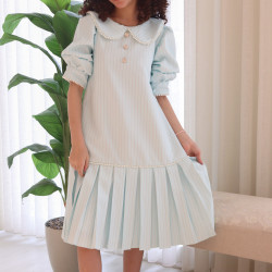 فستان بناتي سماوي مخطط بياقة لؤلؤ ملكية وكسرات سفلية راقية - 1276 فستان بناتي سماوي مخطط بياقة لؤلؤ ملكية وكسرات سفلية راقية - 1276