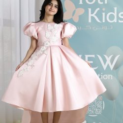 فستان بناتي وردي بأكمام منفوشة وتطريز | فستان هاي لو فاخر - M3751