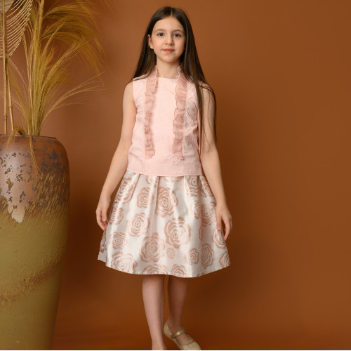 تيور بناتي بنقشة الورود مع تصميم كشكش تيور بناتي بنقشة الورود مع تصميم كشكش