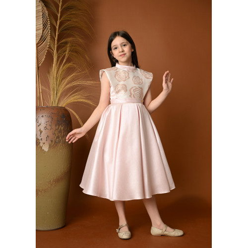 فستان سهرة بناتي بتصميم وردي مزين بالورود - 706 فستان سهرة بناتي بتصميم وردي مزين بالورود - 706