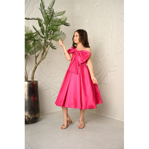 فستان بناتي سهرة فوشيا بتصميم فيونكة كبيرة - 638 فستان بناتي سهرة فوشيا بتصميم فيونكة كبيرة - 638