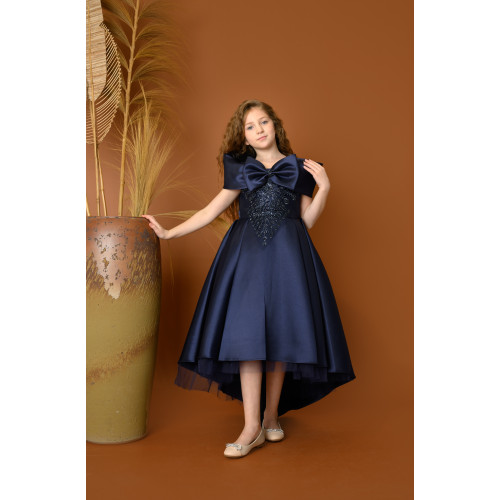 فستان سهرة منفوش بذيل مع فيونكة وتطريز على الصدر - 814 فستان سهرة منفوش بذيل مع فيونكة وتطريز على الصدر - 814