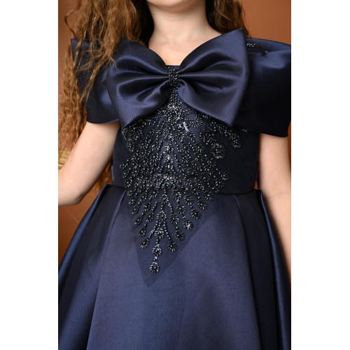 فستان سهرة منفوش بذيل مع فيونكة وتطريز على الصدر - 814 فستان سهرة منفوش بذيل مع فيونكة وتطريز على الصدر - 814