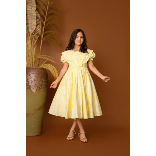 فستان بناتي أنيق بتصميم ناعم مع اكمام منفوشة - 691 فستان بناتي أنيق بتصميم ناعم مع اكمام منفوشة - 691