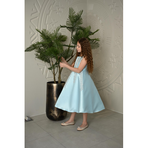 فستان سهرة بناتي فاخر بتطريز فضي | متوفر بثلاثة ألوان - M3580 فستان سهرة بناتي فاخر بتطريز فضي | متوفر بثلاثة ألوان - M3580