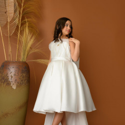 فستان بناتي سهرة بتصميم ذيل وتطريز ناعم - M3605 فستان بناتي سهرة بتصميم ذيل وتطريز ناعم - M3605