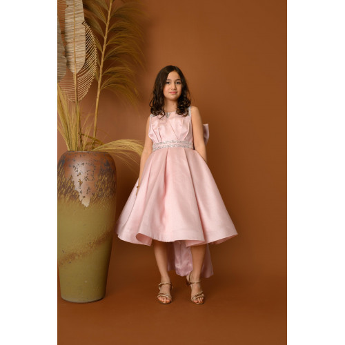 فستان بناتي سهرة إطلالة الأميرات ذيل مرصع وفيونكه من الخلف - M3570 فستان بناتي سهرة إطلالة الأميرات ذيل مرصع وفيونكه من الخلف - M3570