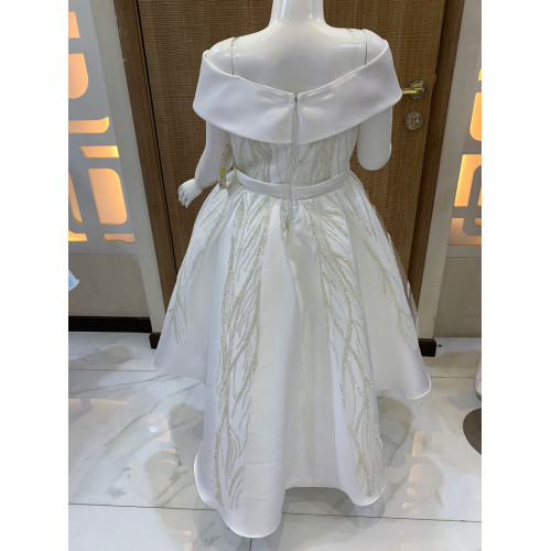 فستان بناتي سهرة 3 الوان بأكتاف مكشوفة بتصميم ملكي - M3609