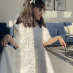 فستان سهرة بناتي تصميم أنيق باللون الأبيض مع تطريز فاخر - 805 فستان سهرة بناتي تصميم أنيق باللون الأبيض مع تطريز فاخر - 805