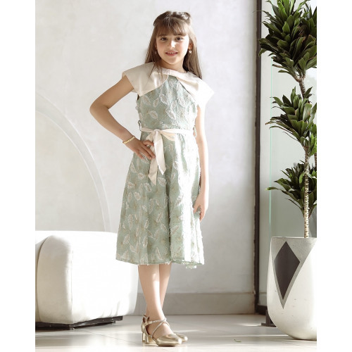 فستان بناتي بتطريز ورق الشجر - Mk2501001 فستان بناتي بتطريز ورق الشجر - Mk2501001