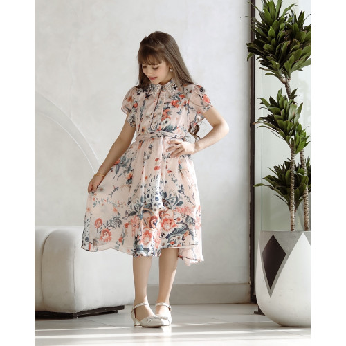 فستان بناتي بلمسات ساحرة مع ازرار وحزام - Mk2501007 فستان بناتي بلمسات ساحرة مع ازرار وحزام - Mk2501007