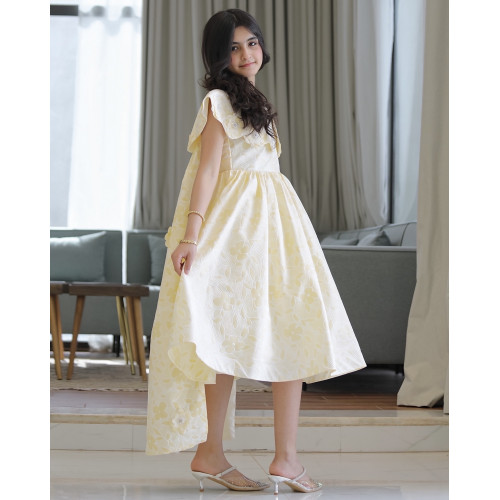 فستان بناتي الاصفر الانيق بذيل وتفاصيل انيقة - 924 فستان بناتي الاصفر الانيق بذيل وتفاصيل انيقة - 924