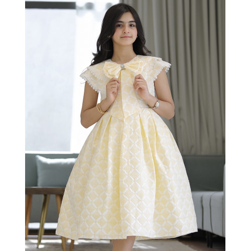 فستان بناتي الاصفر بفيونكه وحزام انيق - 901 فستان بناتي الاصفر بفيونكه وحزام انيق - 901