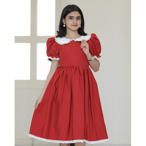 فستان بناتي أحمر سادة بحزام من الخلف - 915 فستان بناتي أحمر سادة بحزام من الخلف - 915