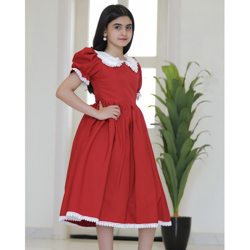 فستان بناتي أحمر سادة بحزام من الخلف - 915 فستان بناتي أحمر سادة بحزام من الخلف - 915