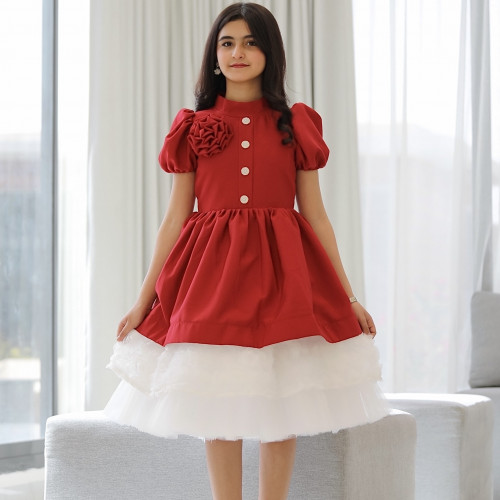 فستان بناتي أحمر بورده حمراء على الصدر - 913 فستان بناتي أحمر بورده حمراء على الصدر - 913