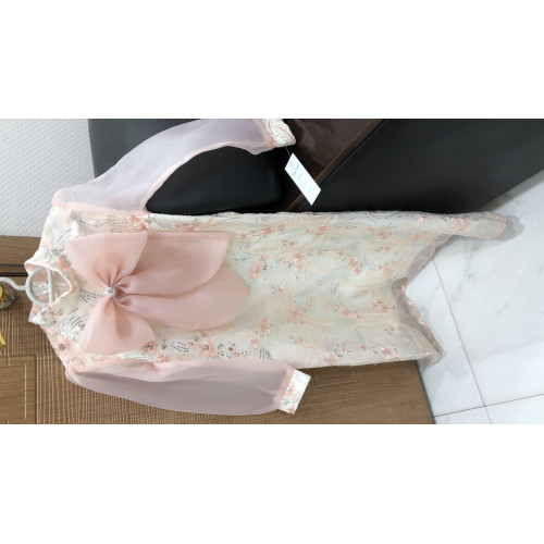 فستان بناتي سبور فيونكه على الصدر - 911 - يوجد اختلاف بدرجة لون الكم والفيونكة صورة توضيحية اخر صورتين