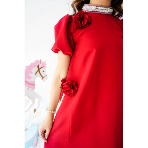 فستان بناتي أحمر بتصميم أنيق وتزيينات ورد ولؤلؤ - 1011 فستان بناتي أحمر بتصميم أنيق وتزيينات ورد ولؤلؤ - 1011