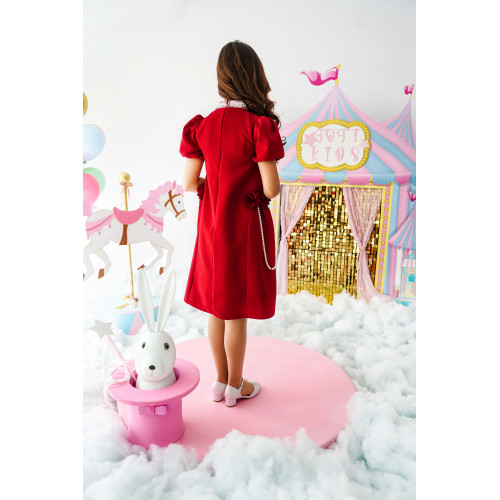 فستان بناتي أحمر بتصميم أنيق وتزيينات ورد ولؤلؤ - 1011 فستان بناتي أحمر بتصميم أنيق وتزيينات ورد ولؤلؤ - 1011