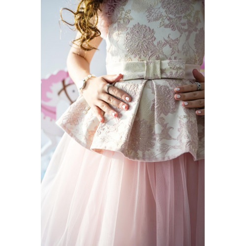 فستان سهرة بناتي بيبلوم وتل منفوش - M3623 فستان سهرة بناتي بيبلوم وتل منفوش - M3623