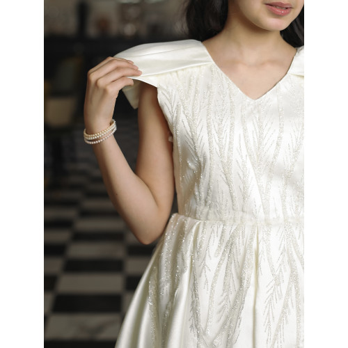 فستان سهرة بناتي بإطلالة ملكية وبتطريز فضي - 832