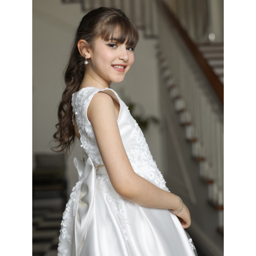 فستان سهرة بناتي بتطريز وذيل لإطلالة ملكية بلونين - 1033 فستان سهرة بناتي بتطريز وذيل لإطلالة ملكية بلونين - 1033