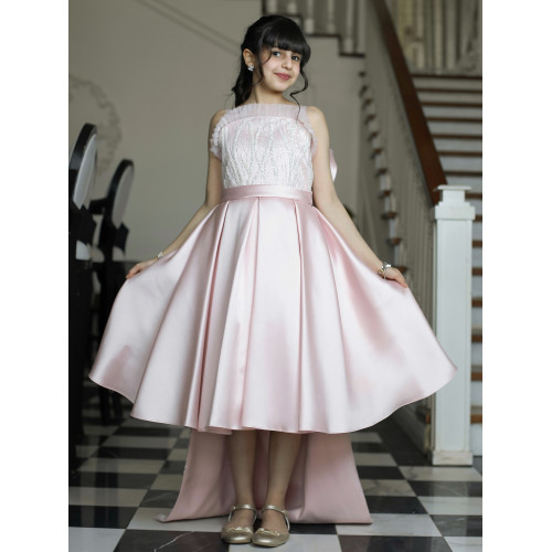 فستان بناتي وردي بذيل وتطريز فضي | فستان سهرة للأفراح - M3605 فستان بناتي وردي بذيل وتطريز فضي | فستان سهرة للأفراح - M3605