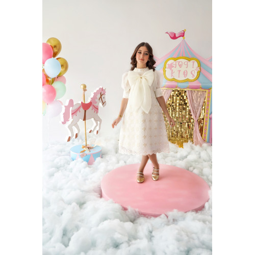 فستان بناتي نقشة مورد بفيونكة | تصميم فاخر للمناسبات - 1015 فستان بناتي نقشة مورد بفيونكة | تصميم فاخر للمناسبات - 1015