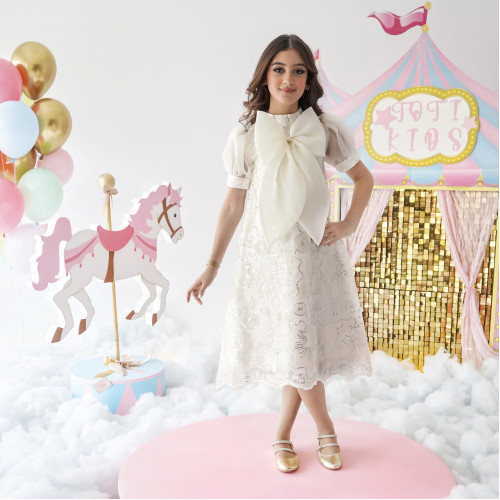 فستان بناتي ترتر فضي وفيونكة من الأناقة الكلاسيكية - 987 فستان بناتي ترتر فضي وفيونكة من الأناقة الكلاسيكية - 987