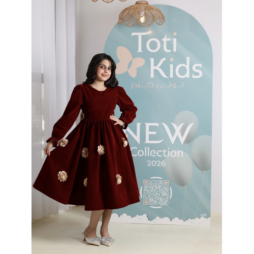 فستان بناتي مخمل عنابي بزهور بارزة | فستان شتوي فاخر - 1100 فستان بناتي مخمل عنابي بزهور بارزة | فستان شتوي فاخر - 1100