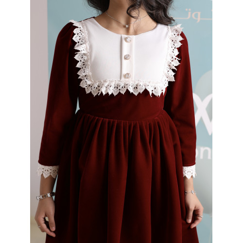 فستان بناتي مخمل بياقة مطرزة ودانتيل | فستان شتوي كلاسيكي - 1109 فستان بناتي مخمل بياقة مطرزة ودانتيل | فستان شتوي كلاسيكي - 1109