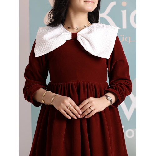 فستان بناتي مخمل بياقة بيضاء وكشكشة | فستان شتوي كلاسيكي - 1108 فستان بناتي مخمل بياقة بيضاء وكشكشة | فستان شتوي كلاسيكي - 1108