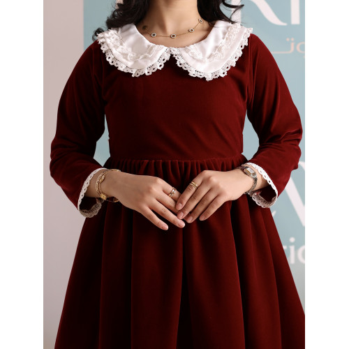 فستان بناتي مخمل بياقة ودانتيل | فستان شتوي كلاسيكي - 1110 فستان بناتي مخمل بياقة ودانتيل | فستان شتوي كلاسيكي - 1110