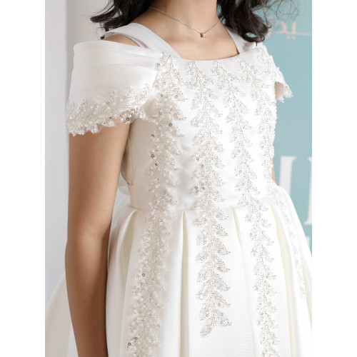 فستان بناتي أبيض أوف شولدر بتطريز | فستان سهرة فاخر - M3624