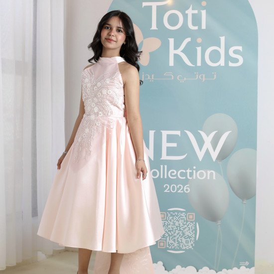فستان بناتي وردي بفيونكة وذيل مطرز | فستان سهرة فاخر - 1037