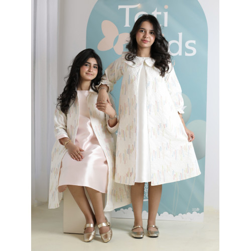 طقم فستان وجاكيت بناتي بجيوب | تصميم مورد فاخر للمناسبات - 1112 طقم فستان وجاكيت بناتي بجيوب | تصميم مورد فاخر للمناسبات - 1112