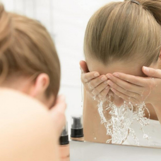 بابايا صابونه بالحبيبات السوداء 135 جم 5*1 بابايا صابونه بالحبيبات السوداء 135 جم 5*1