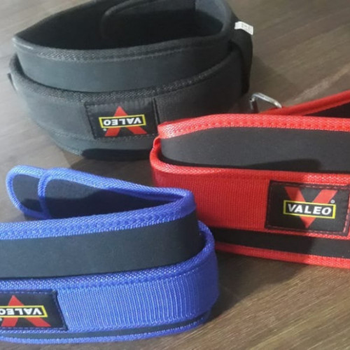 حزام ظهر لتمارين رفع الأثقال