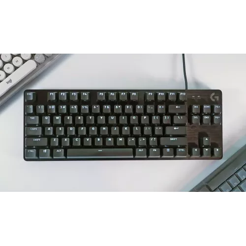 لوحة مفاتيح مخصصة للألعاب LOGITECH G413 TKL SE - ضمان لمدة سنة