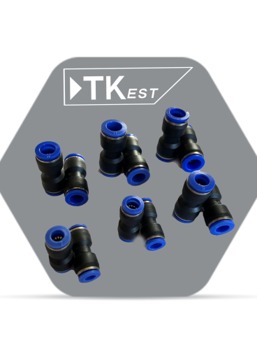 Automatic plastic connector