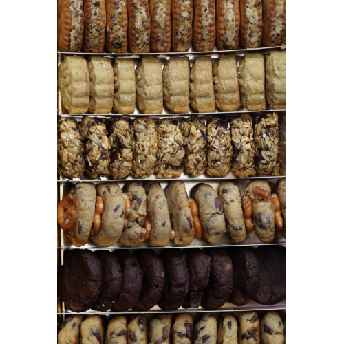 مكس المكس كل أنواع الحلويات/عدد القطع129