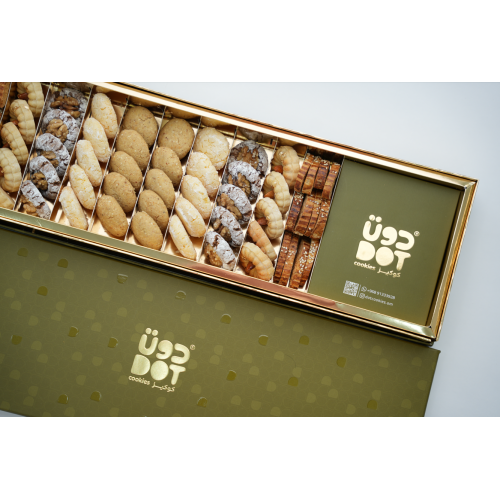 حلويات مغربية.. مكس من الملوزة وغريبة الجوز و غربية جوز الهند و وغريبة البهله باللوز والسمسم والفقاص المغربي/ عدد القطع 66