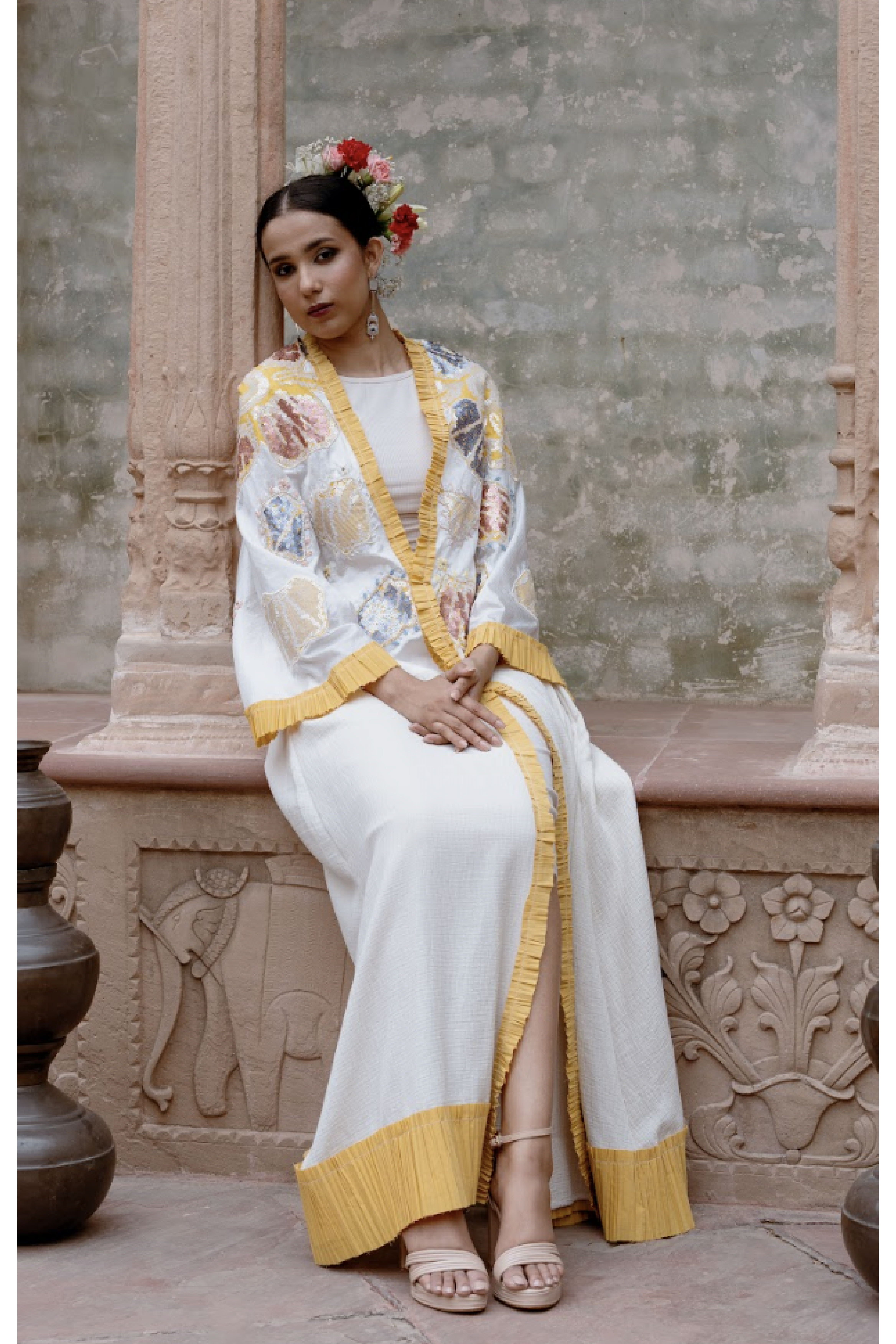 عباية السفر المريحة بتدرجات الأصفر