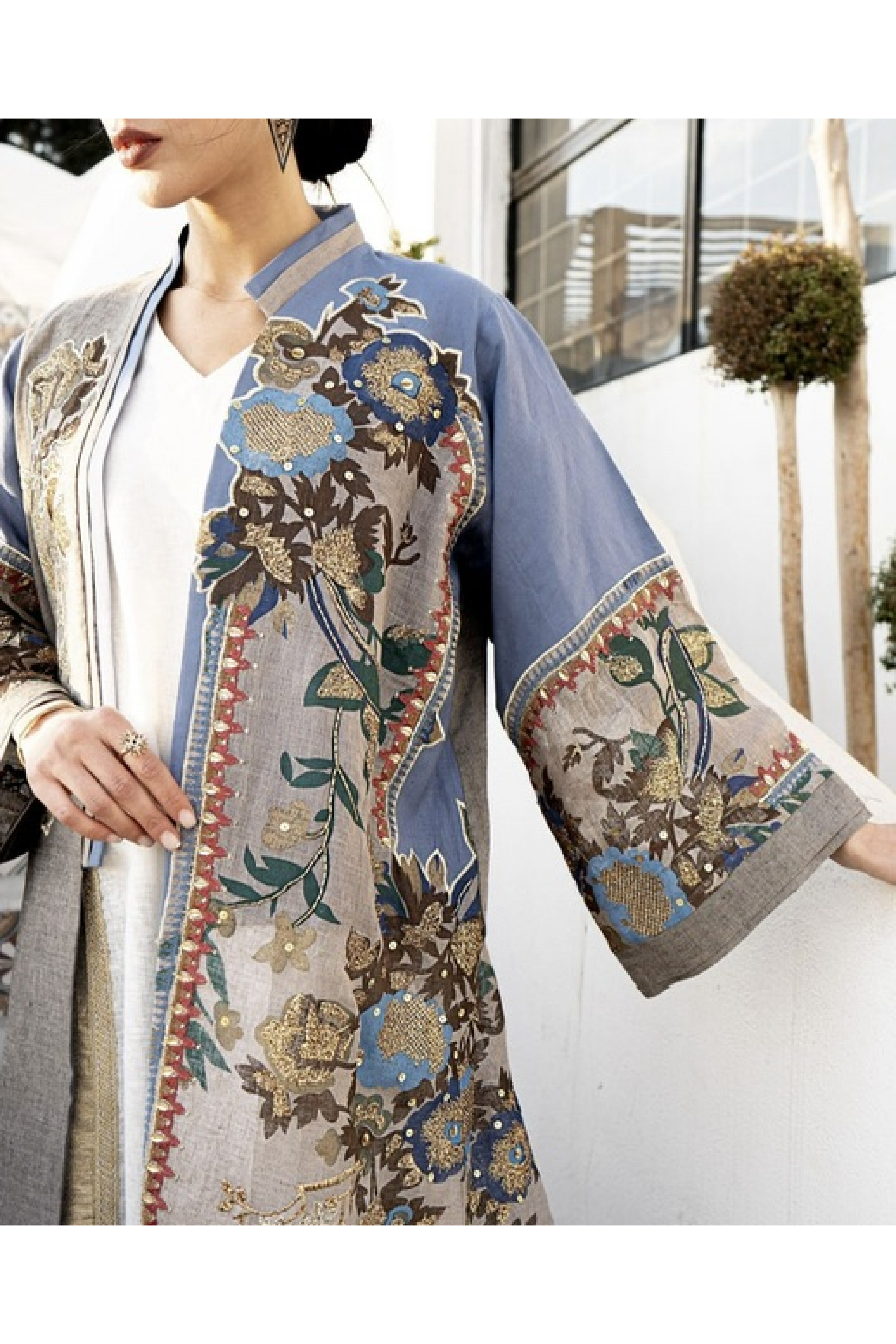 عباية راقية جداً للمناسبات الخاصة