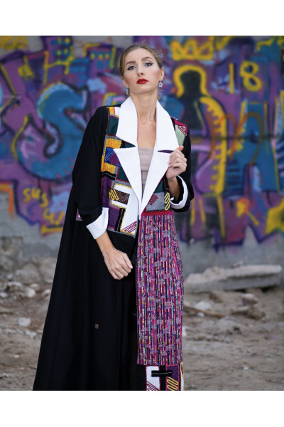 عباية شتوية فنية بالالوان 