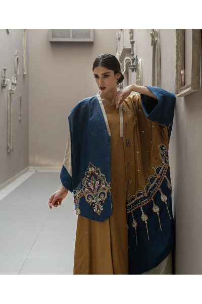 عباية مميزة جداً باللون الأزرق الراقي و الشك