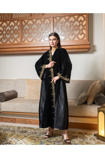  عباية الأسود المذهب الفاخر